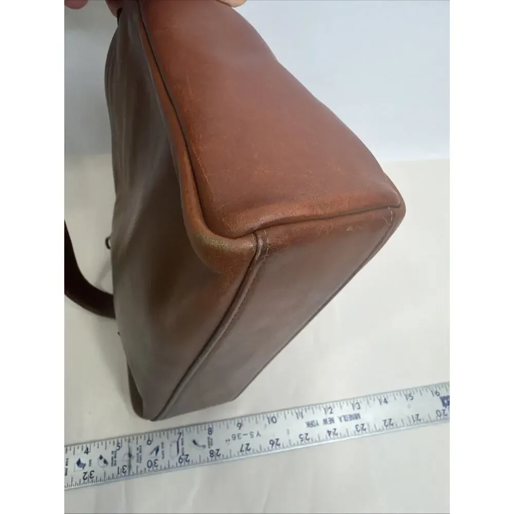 Vintage Coach Crossbody/ Messenger Bag Leather 0101-308